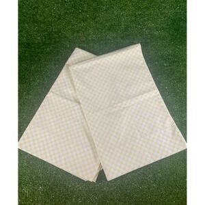 2 Cannon Vintage Yellow Gingham Pillowcases Made in USA no iron Cotton‎ Blend